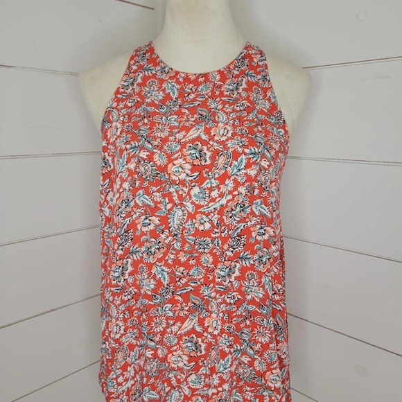 Old Navy Tops - Old Navy Red Sleeveless Tank Top Floral Pattern